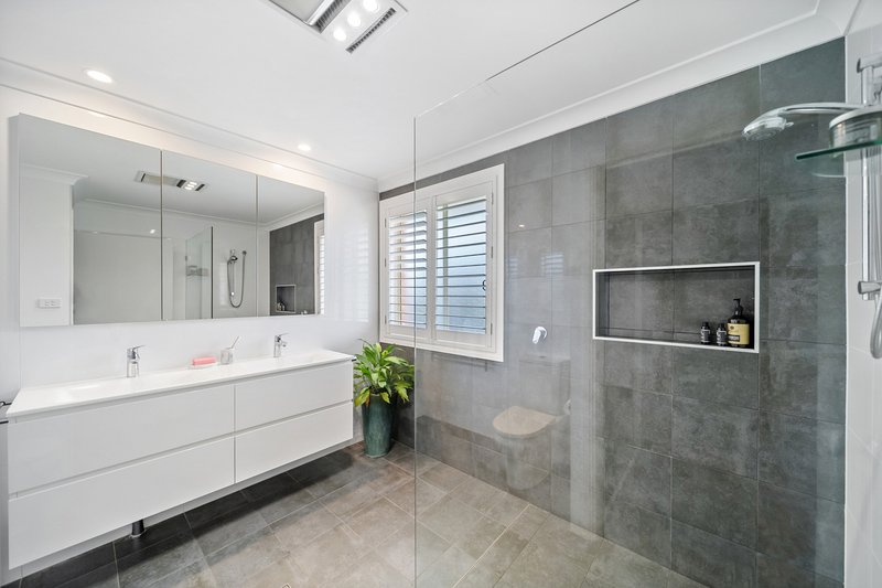 Photo - 28 Epping Drive, Frenchs Forest NSW 2086 - Image 16