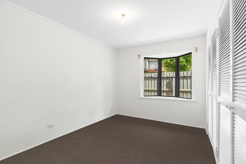 Photo - 28 Eranga Street, The Gap QLD 4061 - Image 9