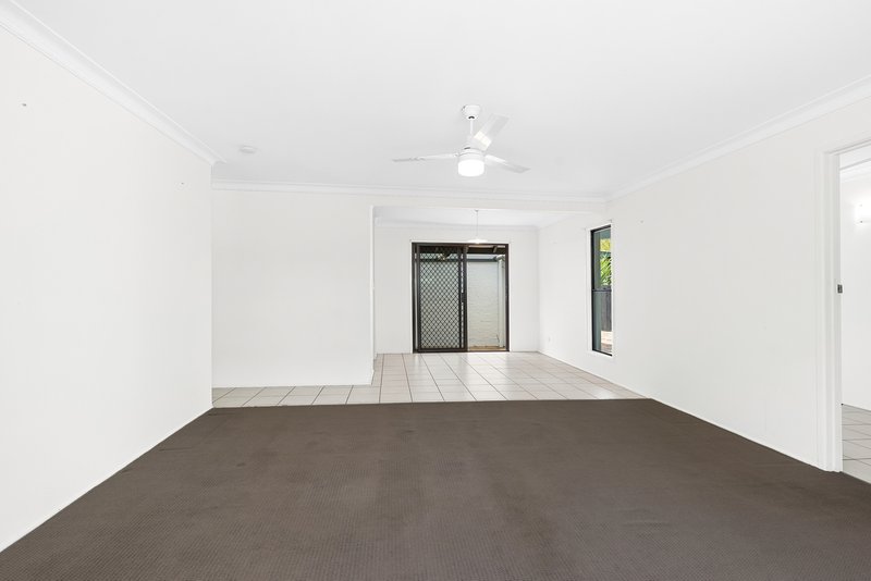 Photo - 28 Eranga Street, The Gap QLD 4061 - Image 2