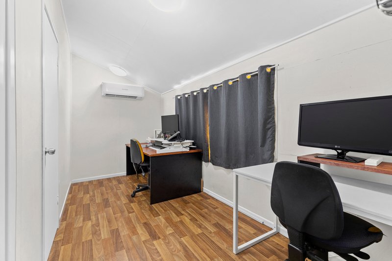 Photo - 28 Erneton Street, Newmarket QLD 4051 - Image 12