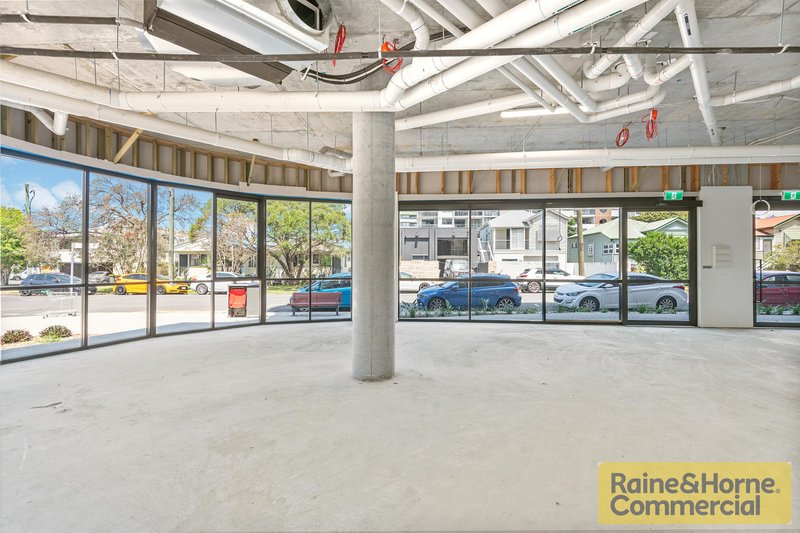 Photo - 2/8 Eton Street, Nundah QLD 4012 - Image 2