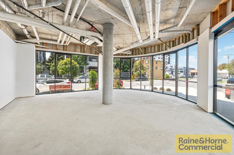 Photo - 2/8 Eton Street, Nundah QLD 4012 - Image 3