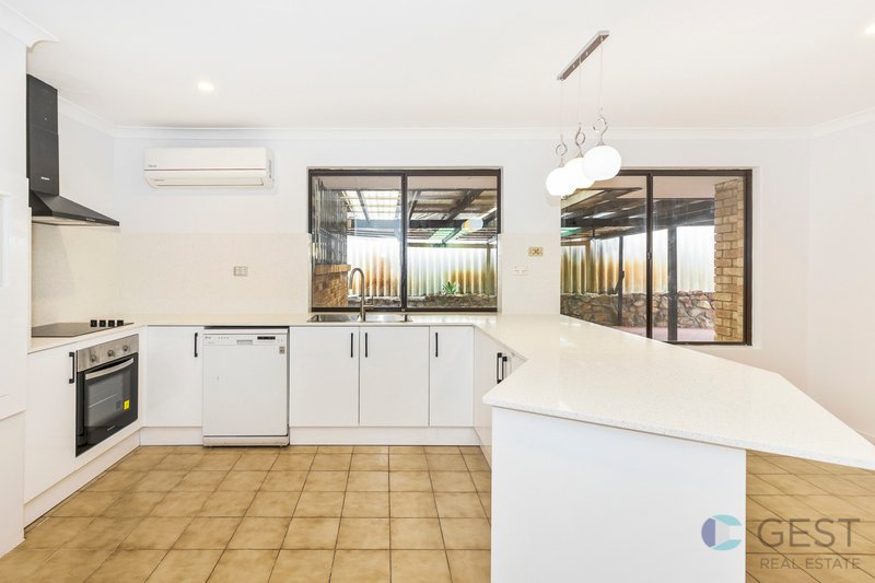 Photo - 28 Evergreen Ramble , Ballajura WA 6066 - Image 4