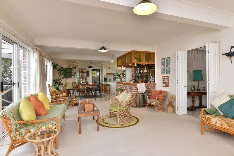 Photo - 28 Excelsior Parade, Carey Bay NSW 2283 - Image 6