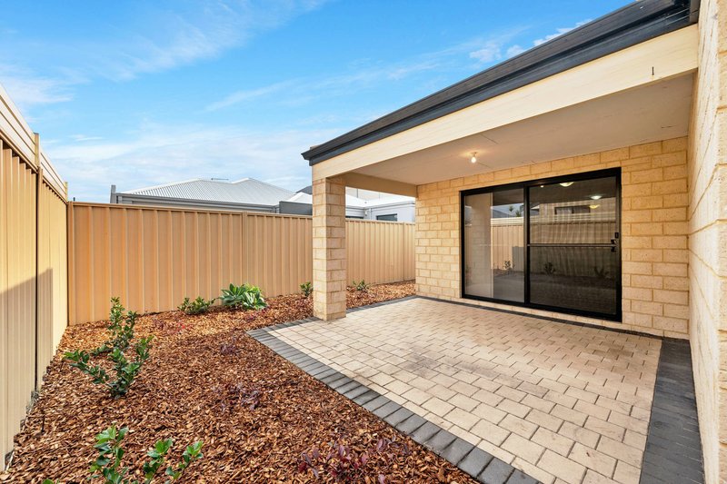 Photo - 28 Fairlie Road, Canning Vale WA 6155 - Image 17