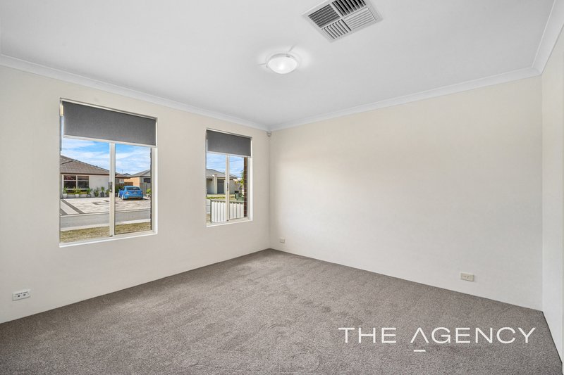 Photo - 28 Fallon Place, Seville Grove WA 6112 - Image 8