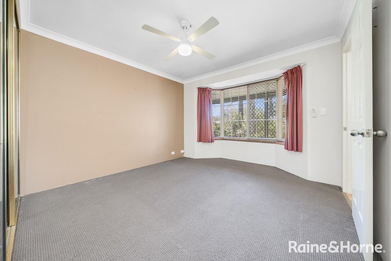 Photo - 28 Farnham Place, Gosnells WA 6110 - Image 14