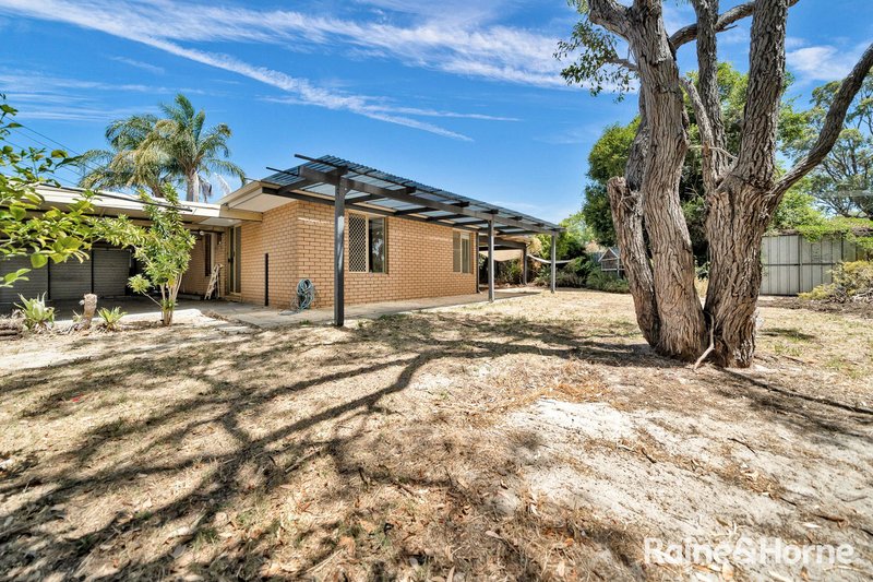 Photo - 28 Farnham Place, Gosnells WA 6110 - Image 24