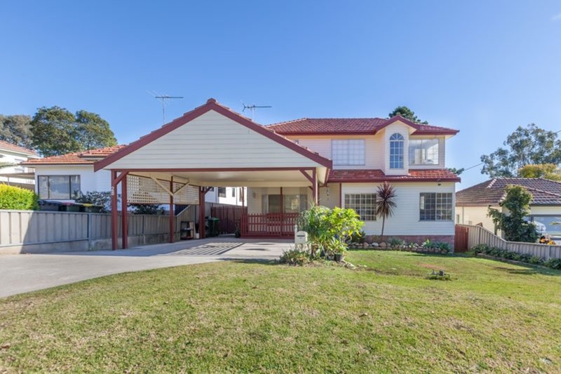 28 Farnsworth Avenue, Campbelltown NSW 2560