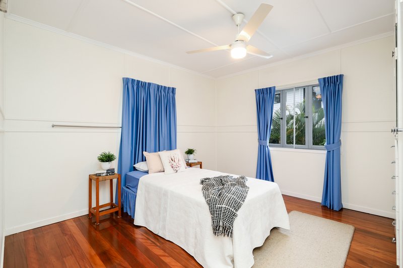 Photo - 28 Farrell Street, Ashgrove QLD 4060 - Image 8