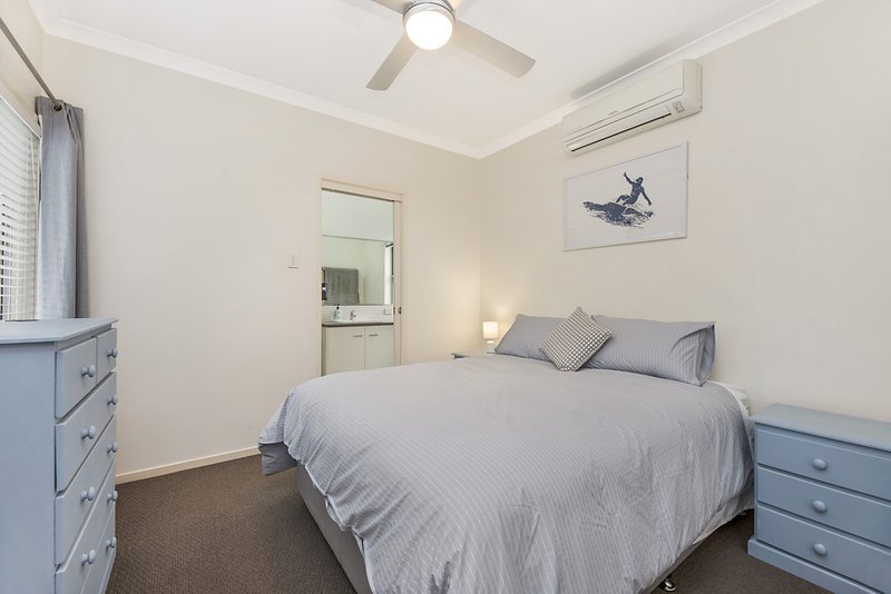 Photo - 28 Feathertop Circuit, Caloundra West QLD 4551 - Image 8
