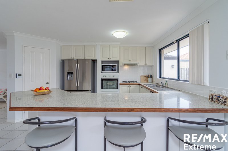 Photo - 28 Ferndale Corner, Mindarie WA 6030 - Image 17