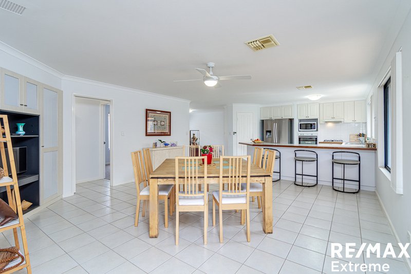 Photo - 28 Ferndale Corner, Mindarie WA 6030 - Image 19