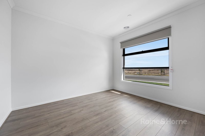 Photo - 28 Figwood Drive, Diggers Rest VIC 3427 - Image 14