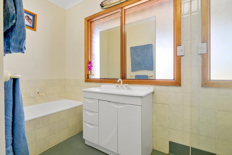 Photo - 28 Fincher Lane, Newham VIC 3442 - Image 14