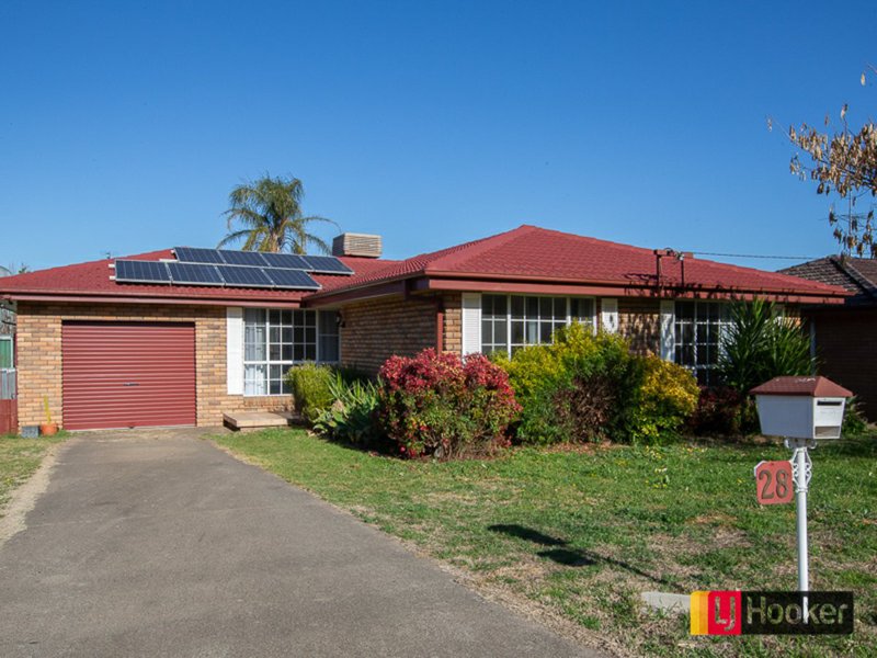 28 Fisher Road, Oxley Vale NSW 2340