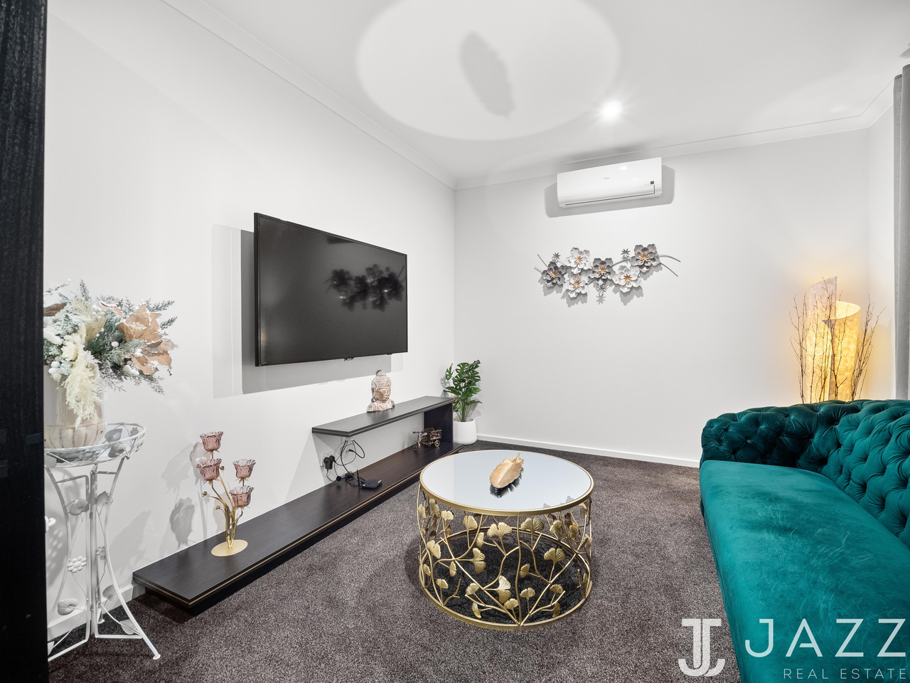 4-bedroom house at 28 Flatbush Avenue, Point Cook VIC 3030, , Victoria