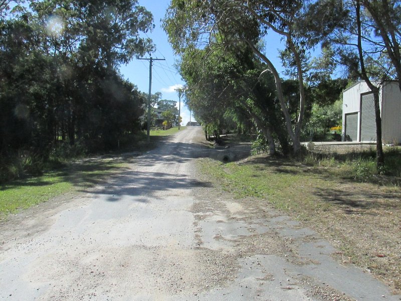 Photo - 28 Florence Street, Macleay Island QLD 4184 - Image 6