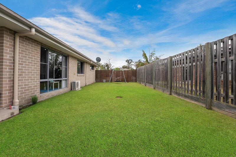 Photo - 28 Fodora Place, Burpengary East QLD 4505 - Image 15