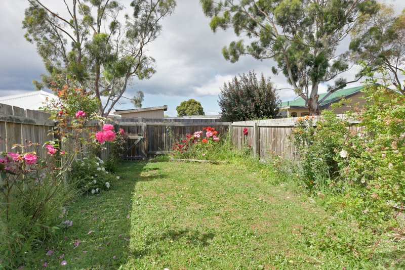 Photo - 2/8 Forcett Street, Sorell TAS 7172 - Image 8