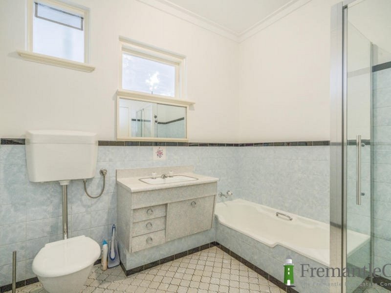 Photo - 28 Forrest Road, Hamilton Hill WA 6163 - Image 15