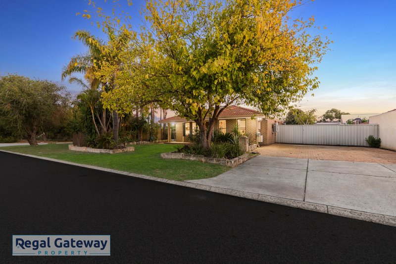 Photo - 28 Forster Place, Lake Coogee WA 6166 - Image 31
