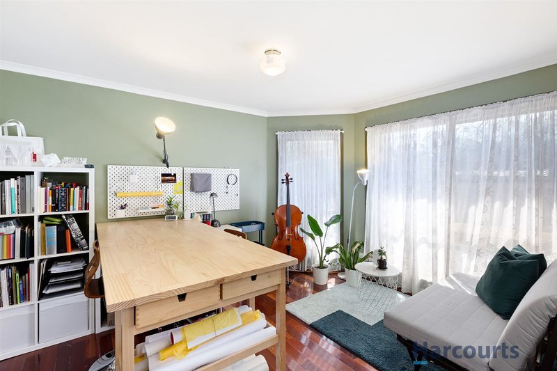 Photo - 2/8 Forster Street, Mitcham VIC 3132 - Image 5