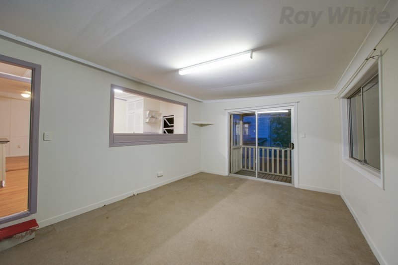 Photo - 28 Frederick Street, Newtown QLD 4305 - Image 11