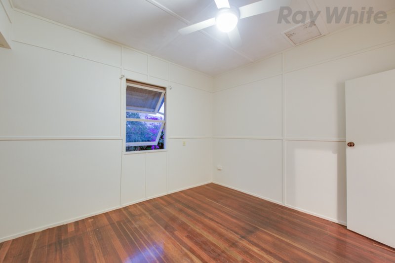 Photo - 28 Frederick Street, Newtown QLD 4305 - Image 15