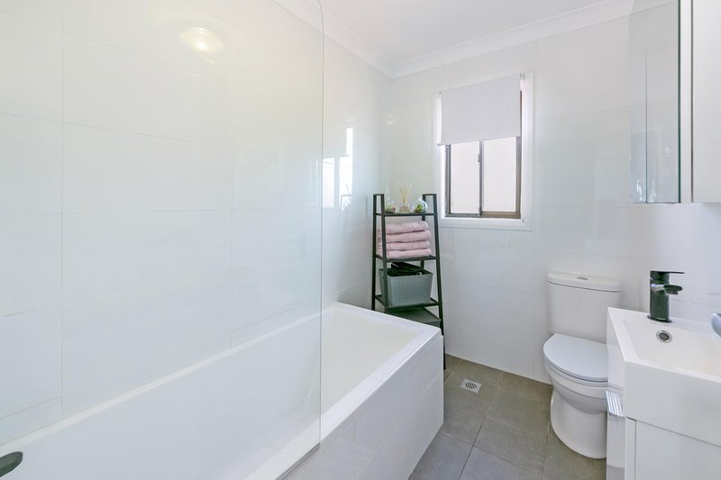 Photo - 28 Freya Crescent, Shalvey NSW 2770 - Image 7