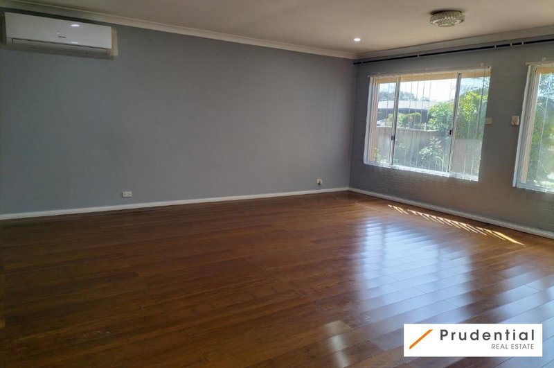 Photo - 28 Galatea Street, Plumpton NSW 2761 - Image 4