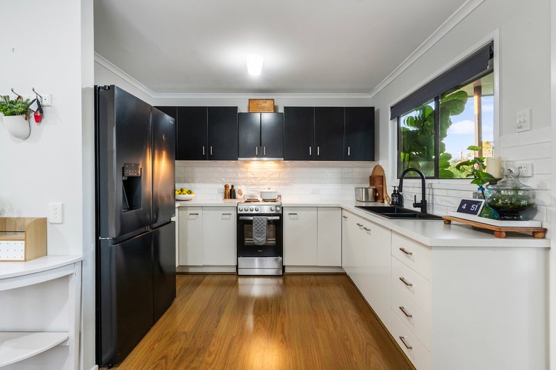 Photo - 28 Garbala Drive, Strathpine QLD 4500 - Image 8