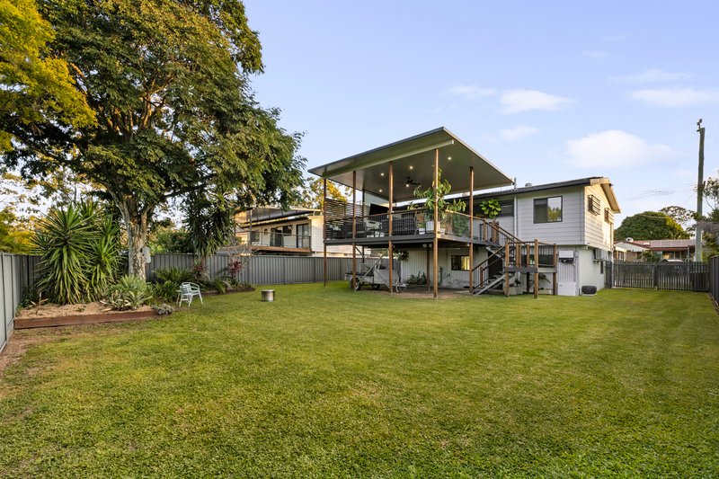 Photo - 28 Garbala Drive, Strathpine QLD 4500 - Image 19