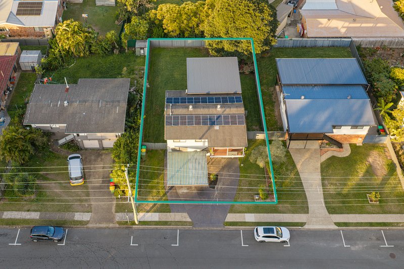 Photo - 28 Garbala Drive, Strathpine QLD 4500 - Image 24