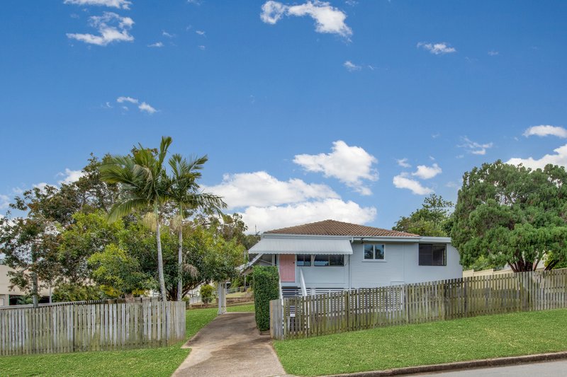 Photo - 28 Garden Street, West Gladstone QLD 4680 - Image 3