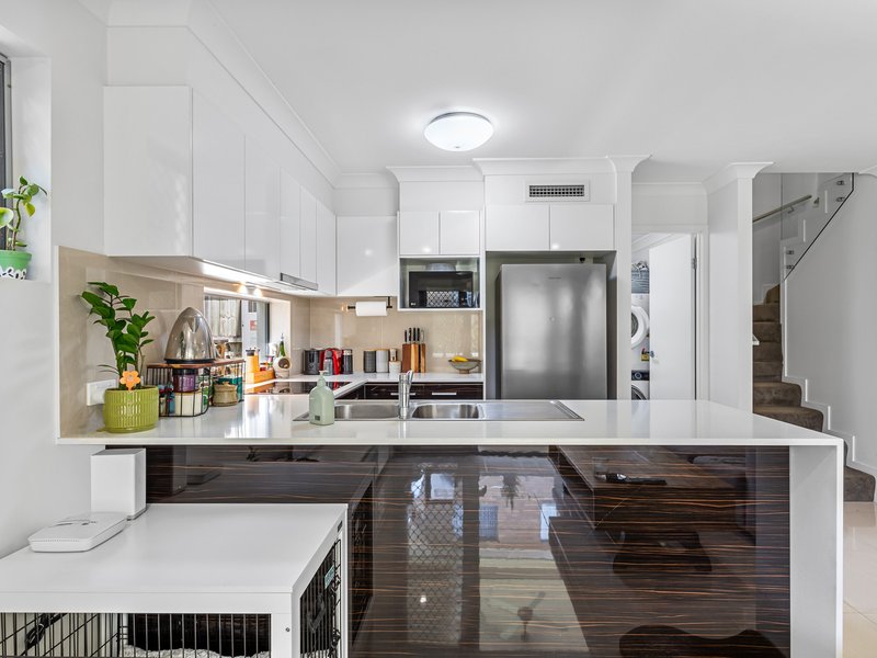 Photo - 2/8 Gary Street, Morningside QLD 4170 - Image 4