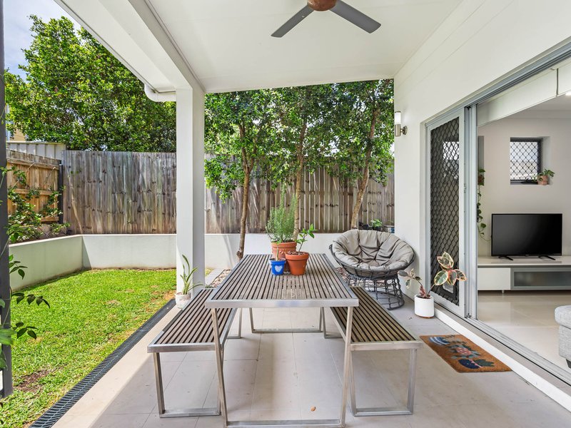 Photo - 2/8 Gary Street, Morningside QLD 4170 - Image 9