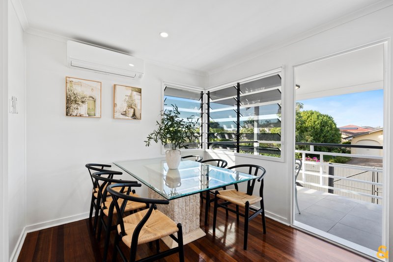 Photo - 28 Gateway Street, Wynnum West QLD 4178 - Image 5