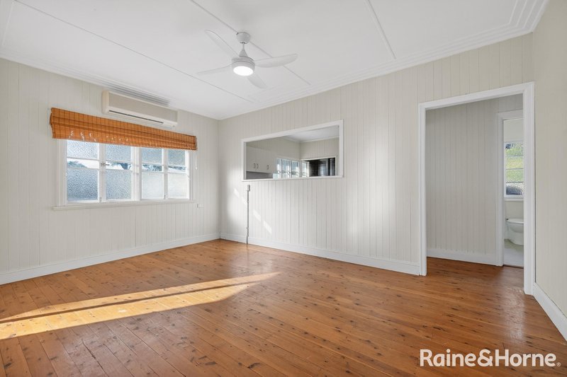 Photo - 28 George Street, Warwick QLD 4370 - Image 15