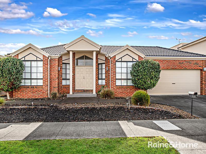 Photo - 28 Gisborne Way, Caroline Springs VIC 3023 - Image