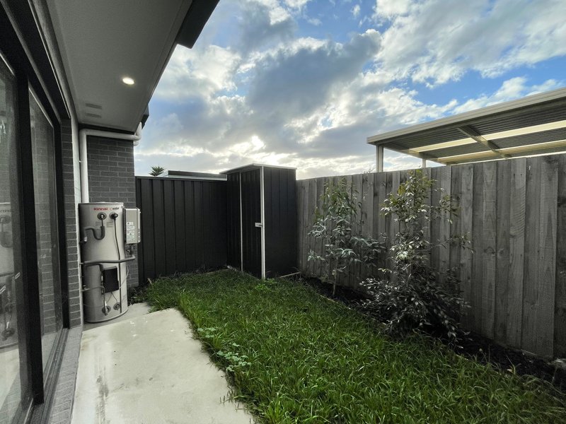 Photo - 28 Glade Avenue, Altona North VIC 3025 - Image 22