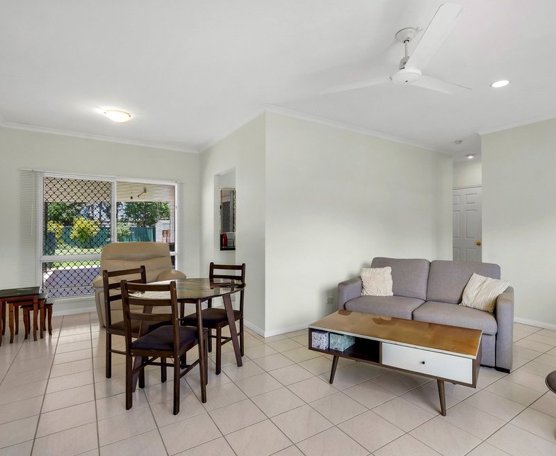 Photo - 28 Golden Grove Drive, Bentley Park QLD 4869 - Image 3