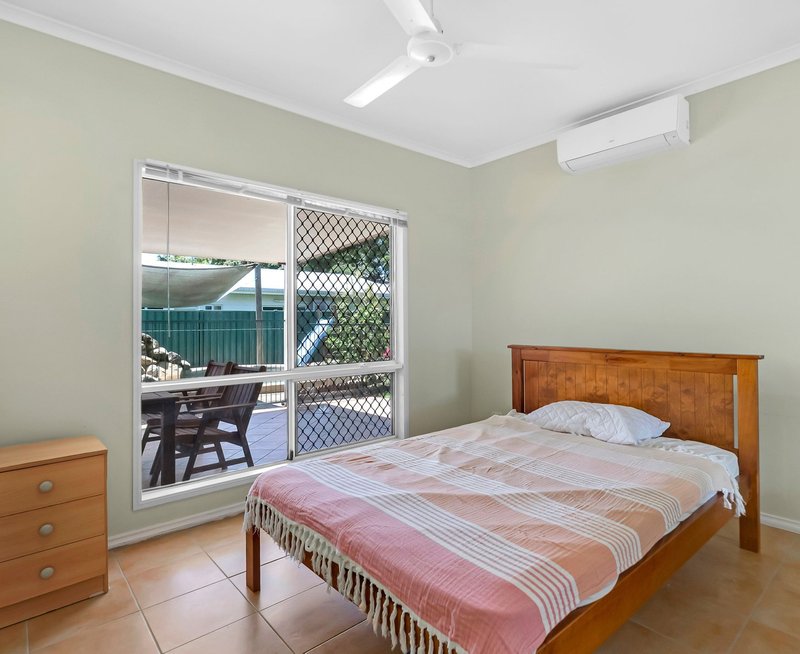 Photo - 28 Golden Grove Drive, Bentley Park QLD 4869 - Image 9