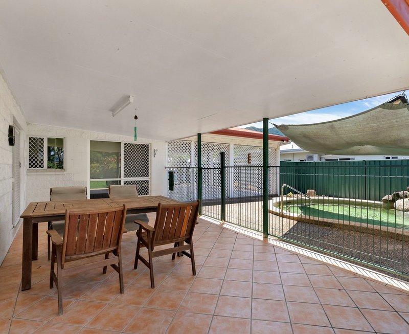 Photo - 28 Golden Grove Drive, Bentley Park QLD 4869 - Image 13
