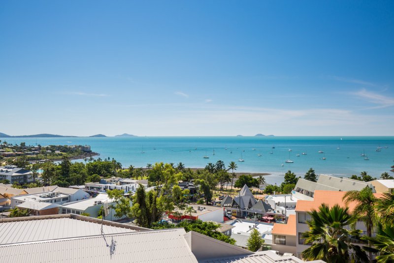 Photo - 2/8 Golden Orchid Drive, Airlie Beach QLD 4802 - Image 17