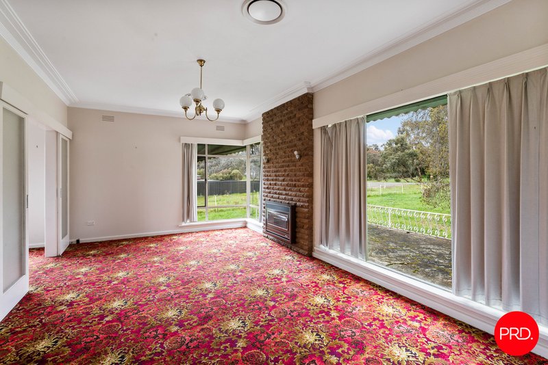 Photo - 28 Golf Links Road, Maiden Gully VIC 3551 - Image 3