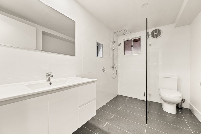 Photo - 28 Gordon Street, Gordon Park QLD 4031 - Image 14