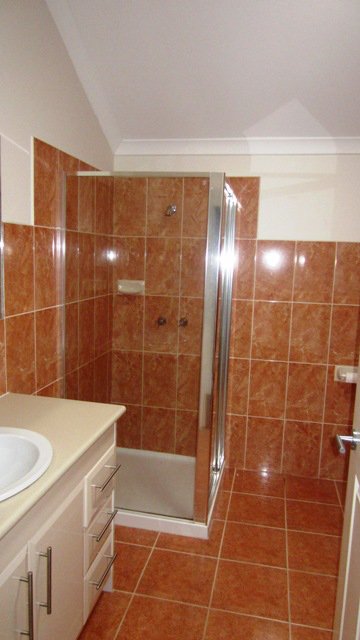 Photo - 2/8 Grandview Street, Glenroy VIC 3046 - Image 4