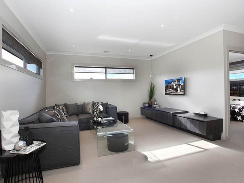 Photo - 28 Grandvue Boulevard, Pakenham VIC 3810 - Image 14