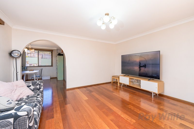 Photo - 28 Greenleaf Street, Sunnybank Hills QLD 4109 - Image 3